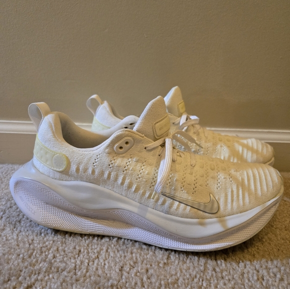 Nike Infinity RN 4 Women's Size 10 - Picture 1 of 5